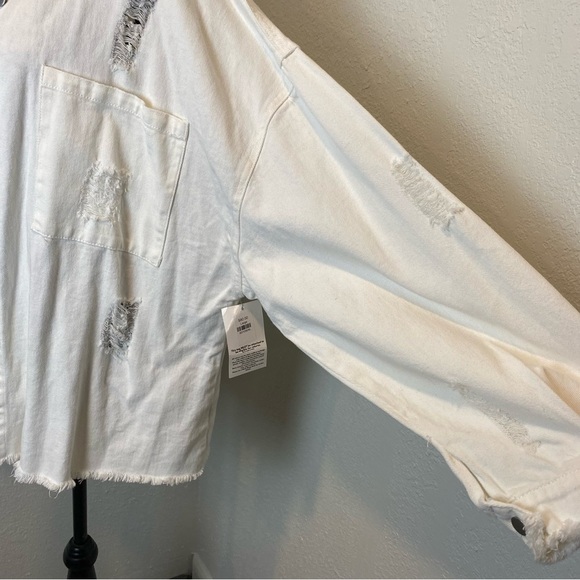 POL NWT Shacket Distressed Oversized Button Front - Picture 5 of 16